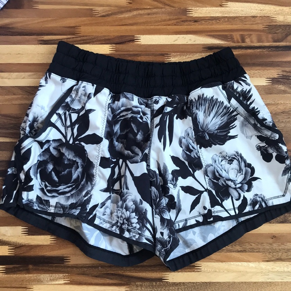 lululemon Running Shorts with Pockets